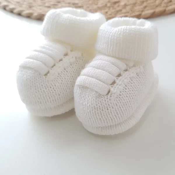 mell-petit-sapatinho-em-tricot-estilo-tenis-detalhado